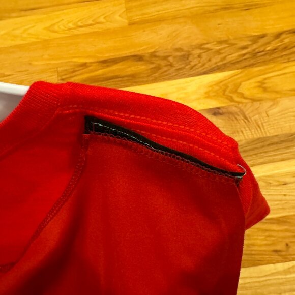 Wonder Woman T-Shirt with Cape and Headband - Picture 5 of 7